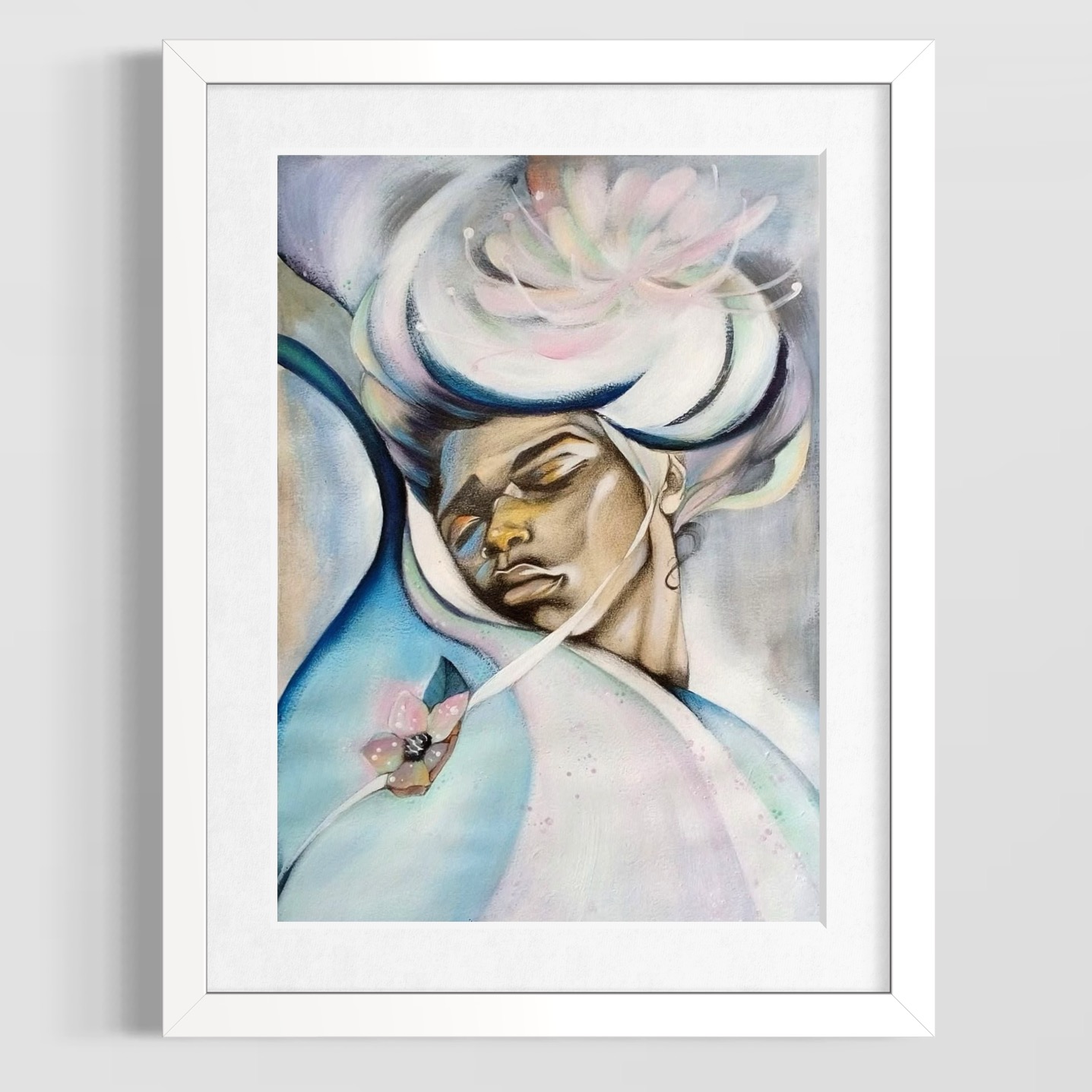 Portrait onirique aux tons pastel bleus et roses, fleur lumineuse au-dessus du visage, par Anaïs Eck. / Dreamlike portrait in pastel blue and pink, luminous flower above the face, by Anaïs Eck.